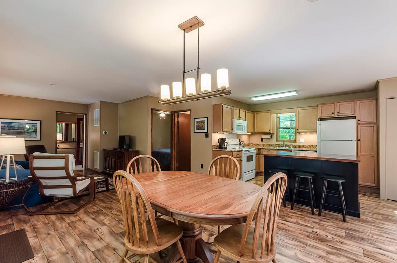Secluded Oasis W Hot Tub, Screened-In Porch, Wifi! Berkeley Springs Extérieur photo
